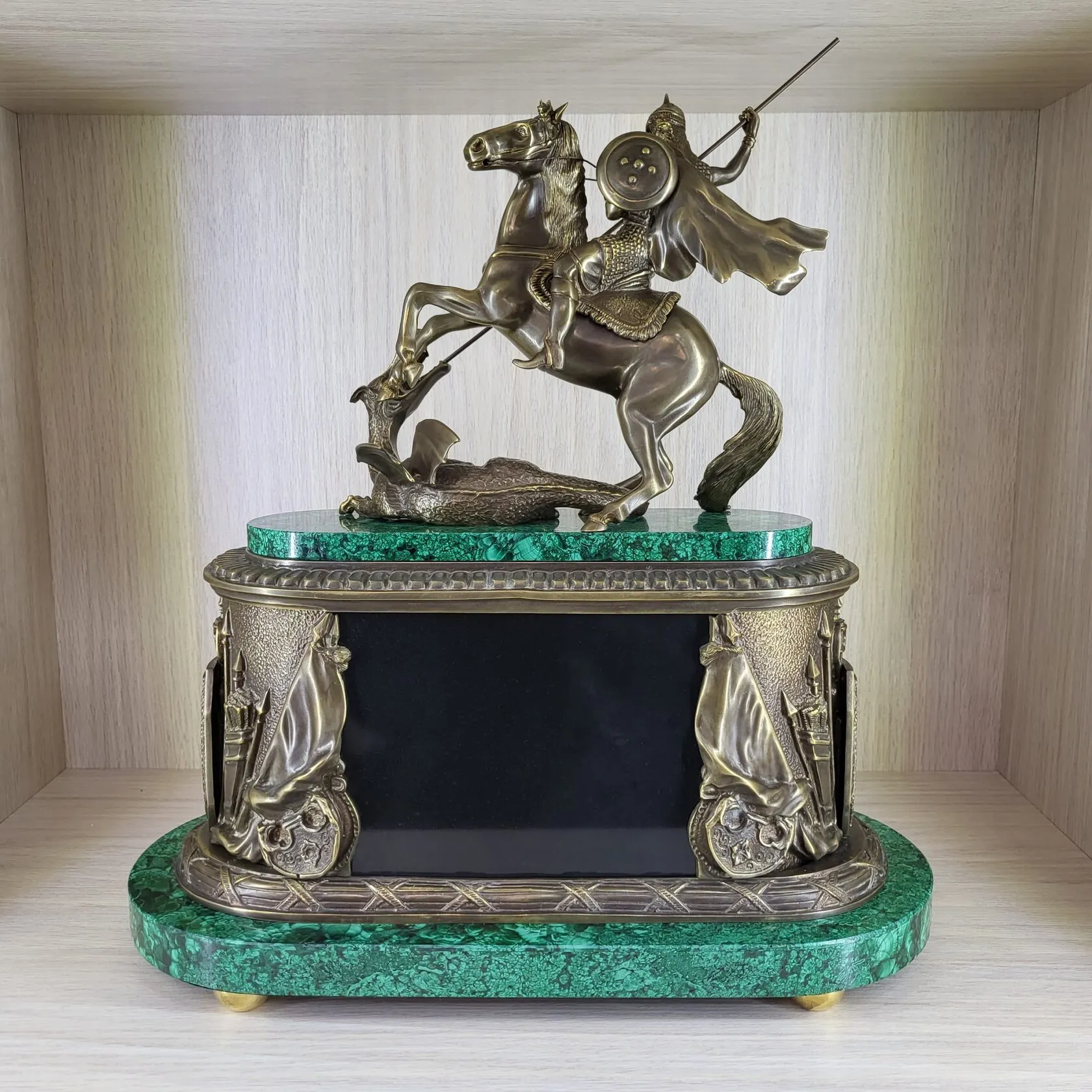 Часы "Георгий Победоносец"